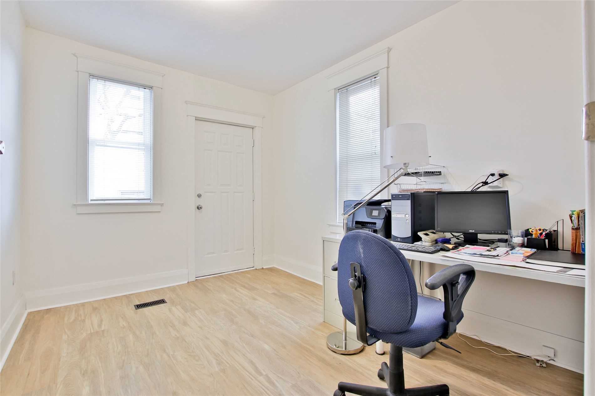 1055 Woodbine Ave