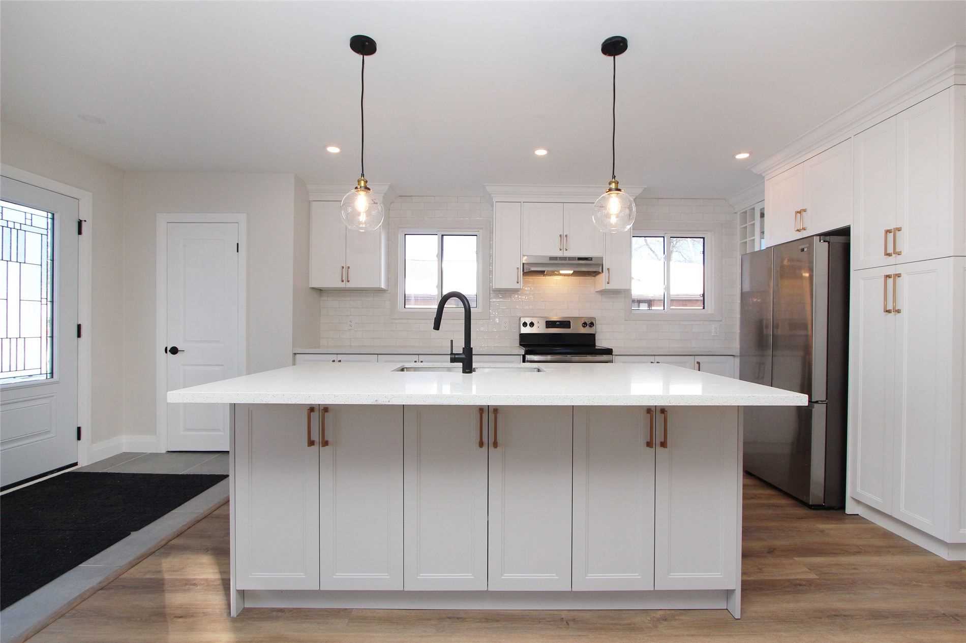 Listing E5478117 - Large Photo # 4
