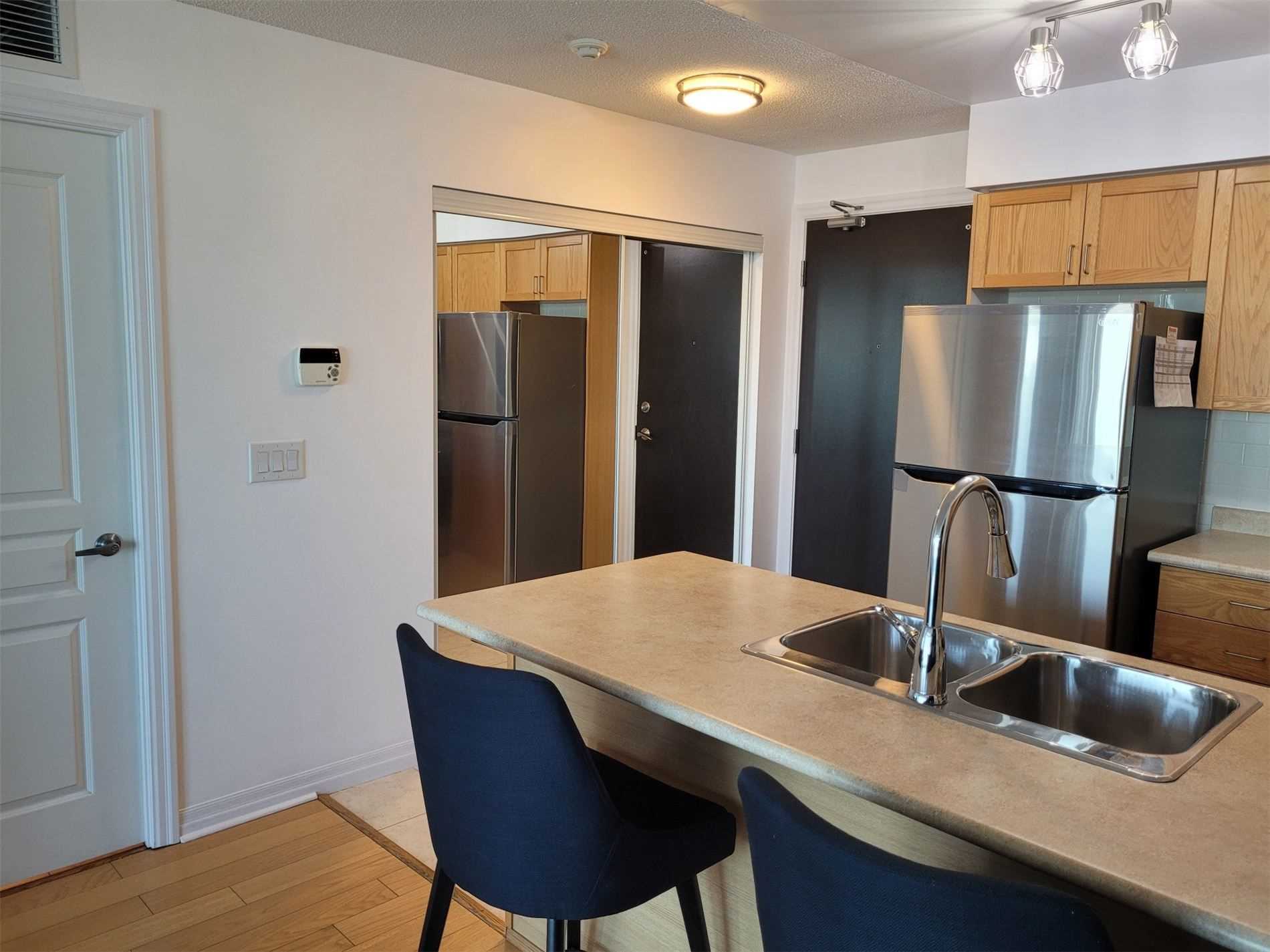 1600 Charles St, #710