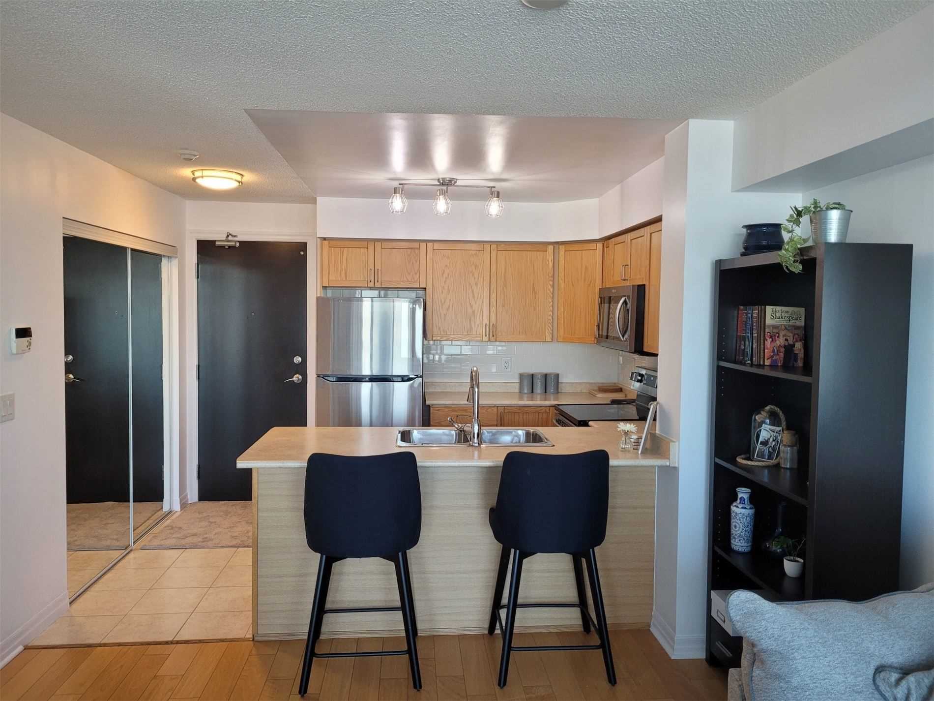 1600 Charles St, #710