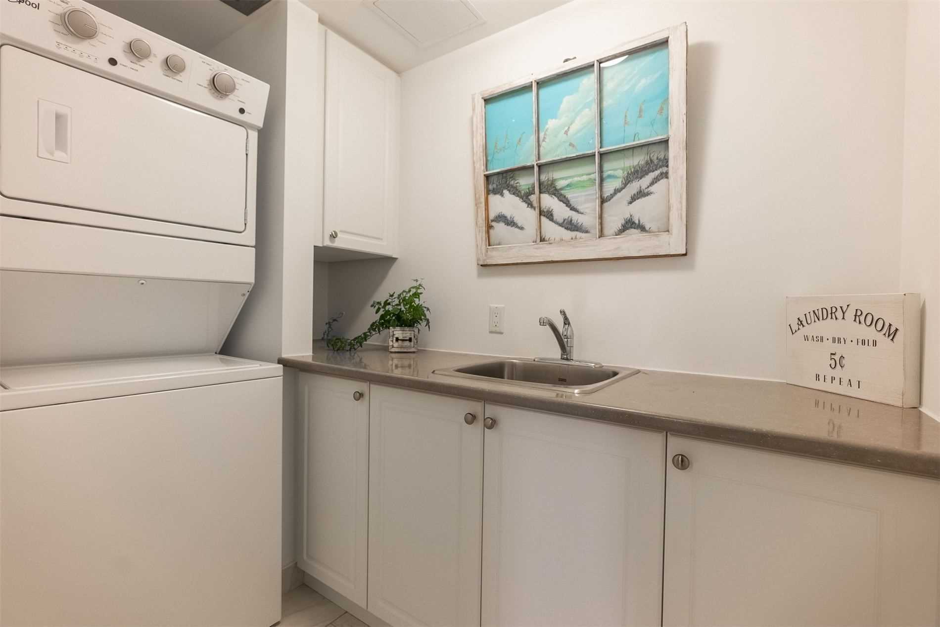 21 Brookhouse Dr, #101
