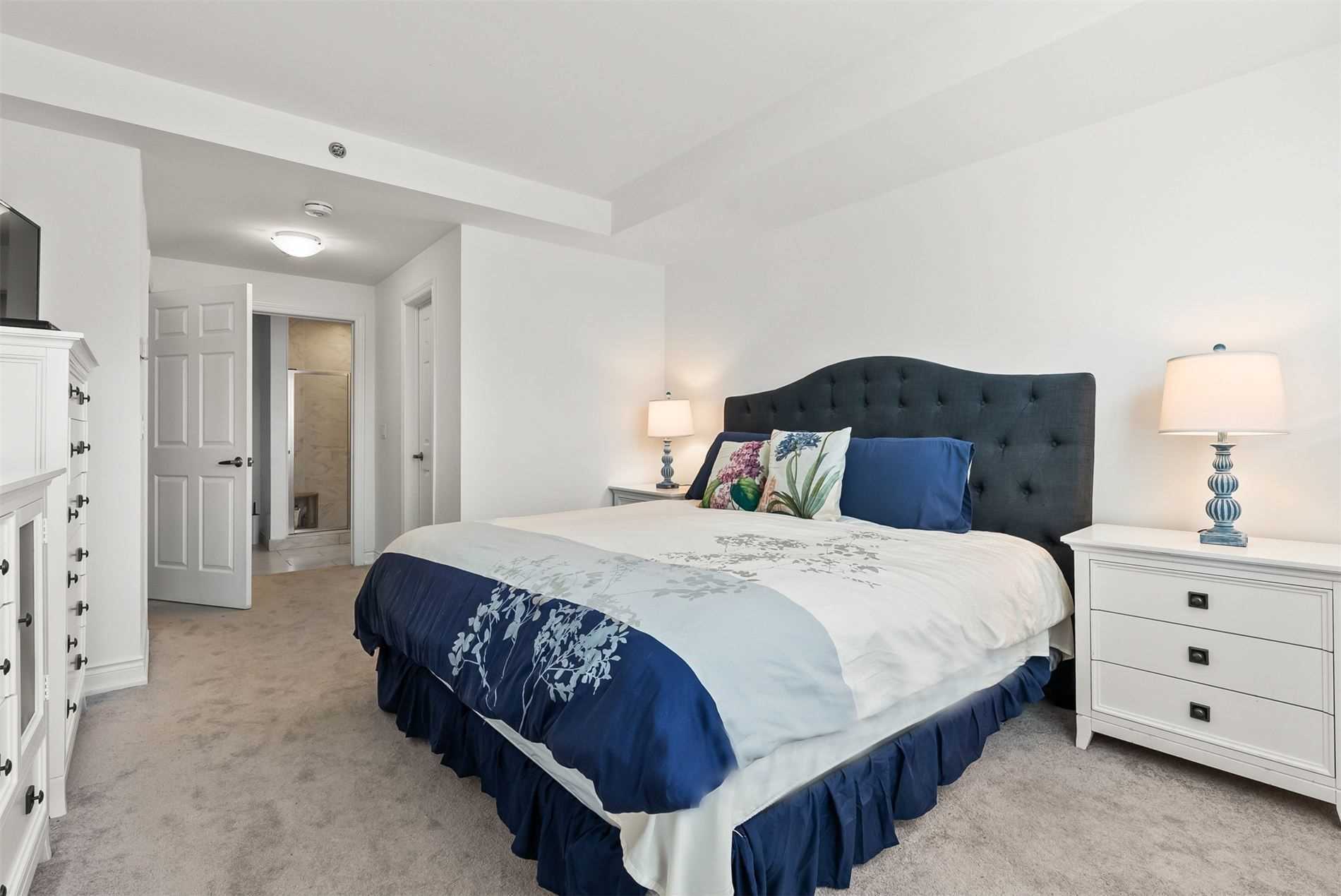 21 Brookhouse Dr, #101