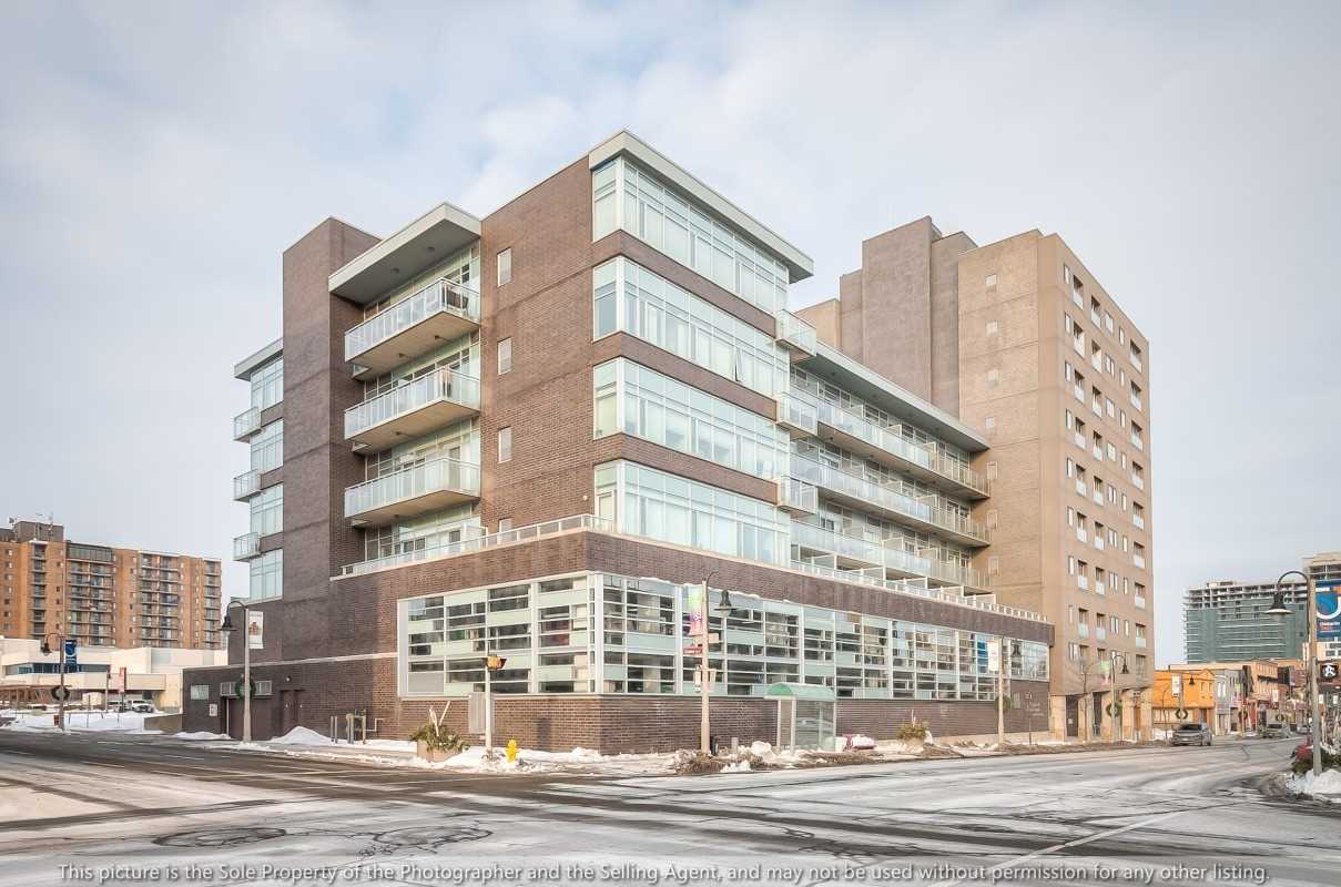 44 Bond St W, #416