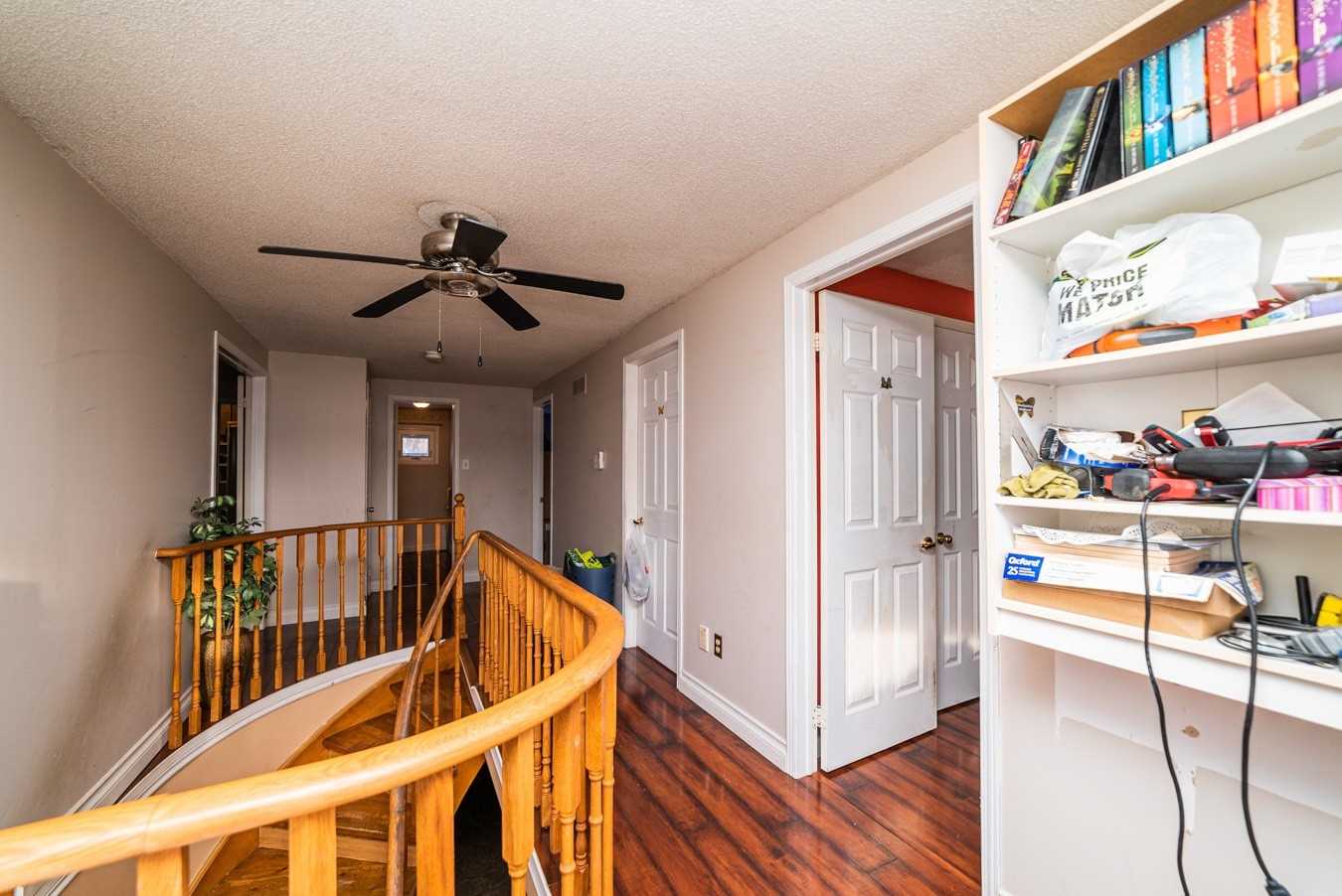 57 Hillhurst Cres