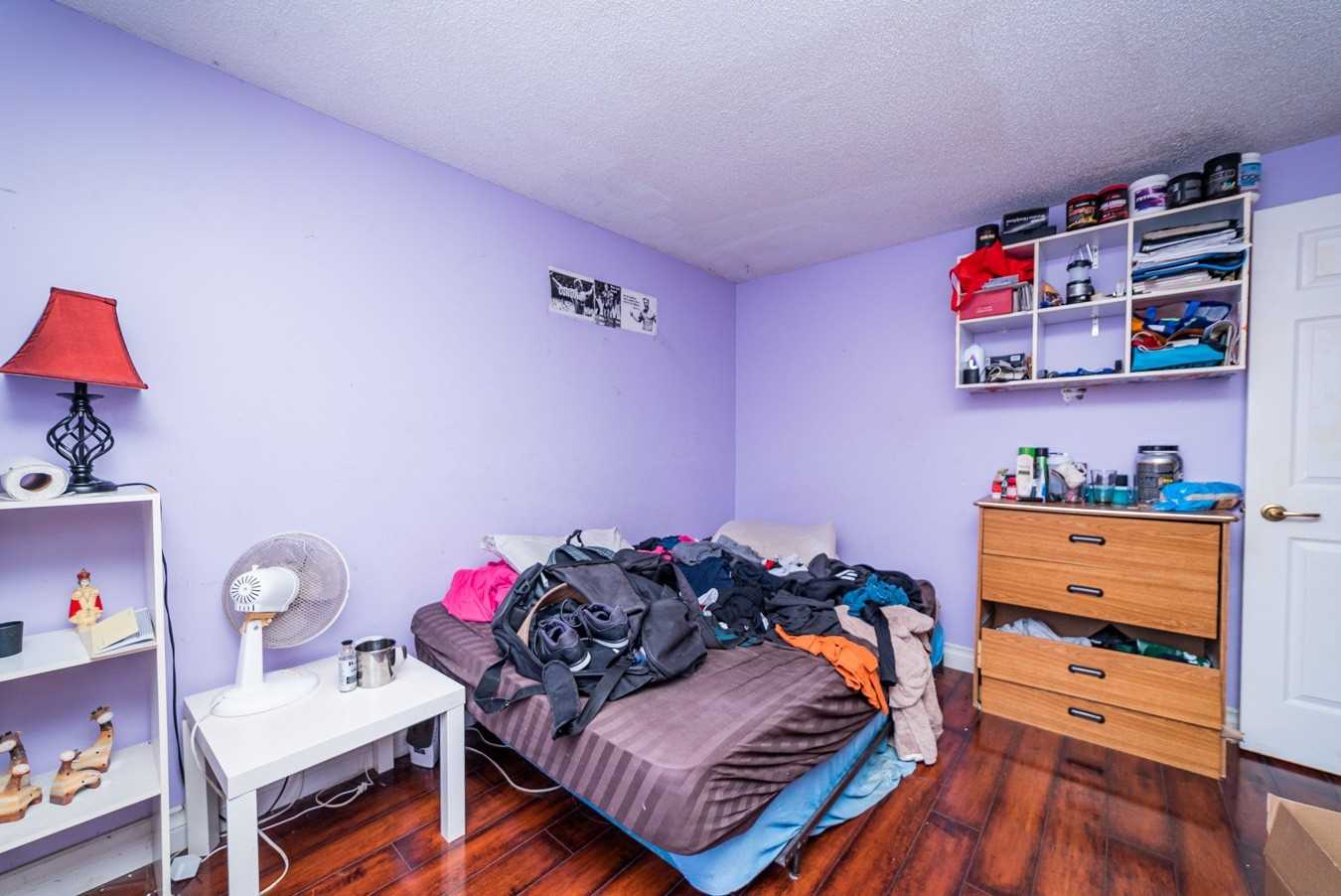 57 Hillhurst Cres