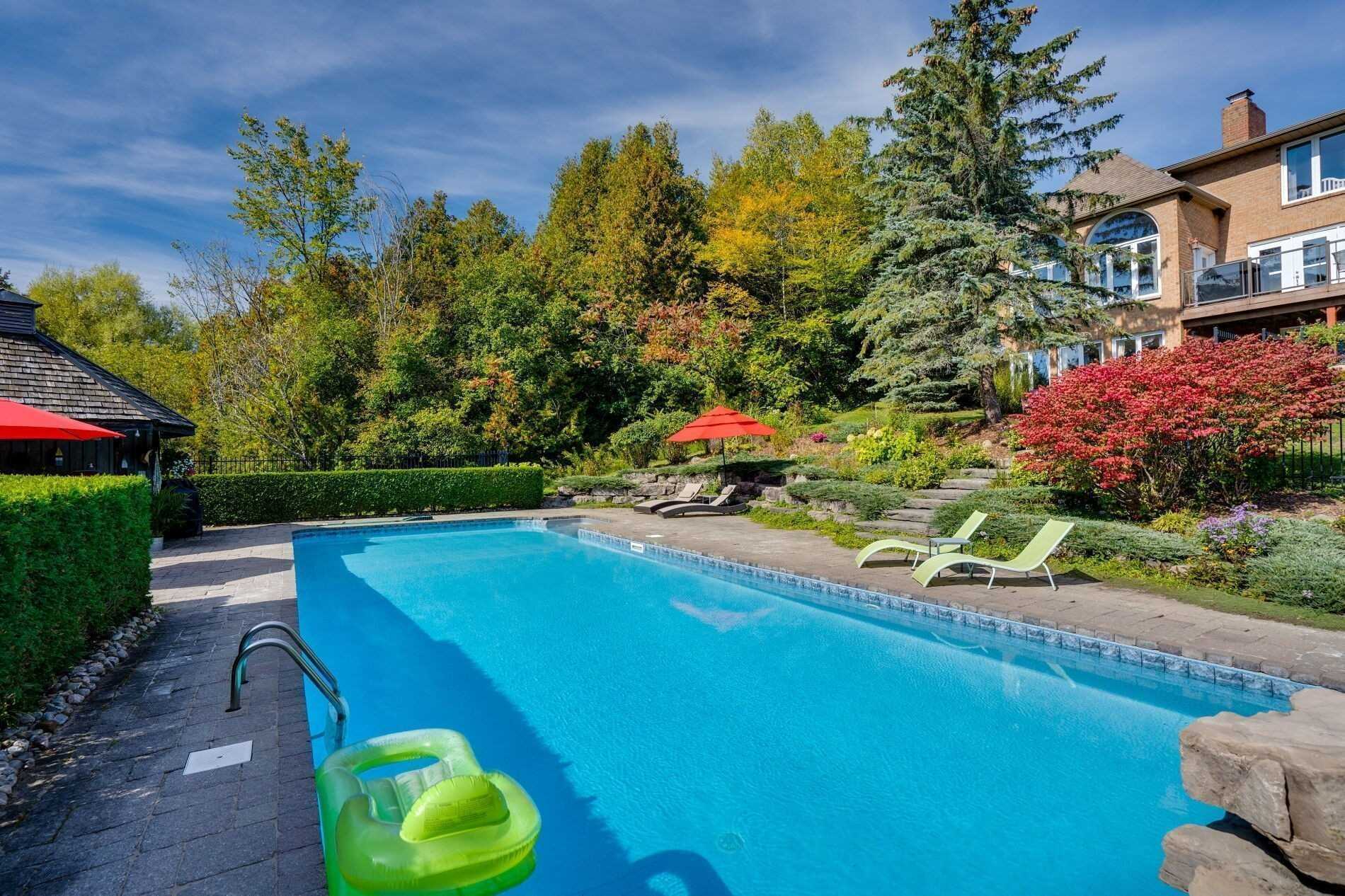 445 Townline Rd W