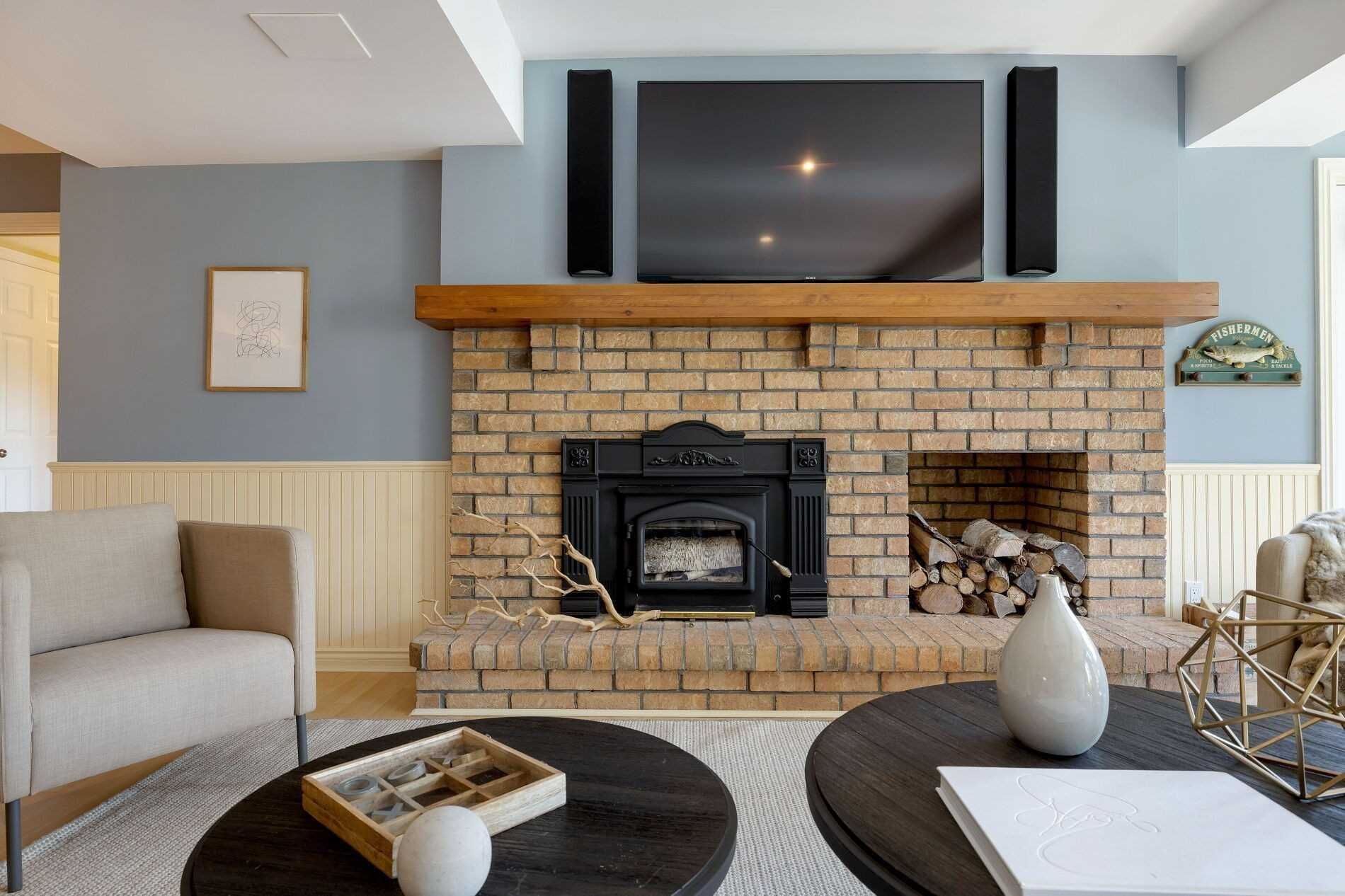 445 Townline Rd W