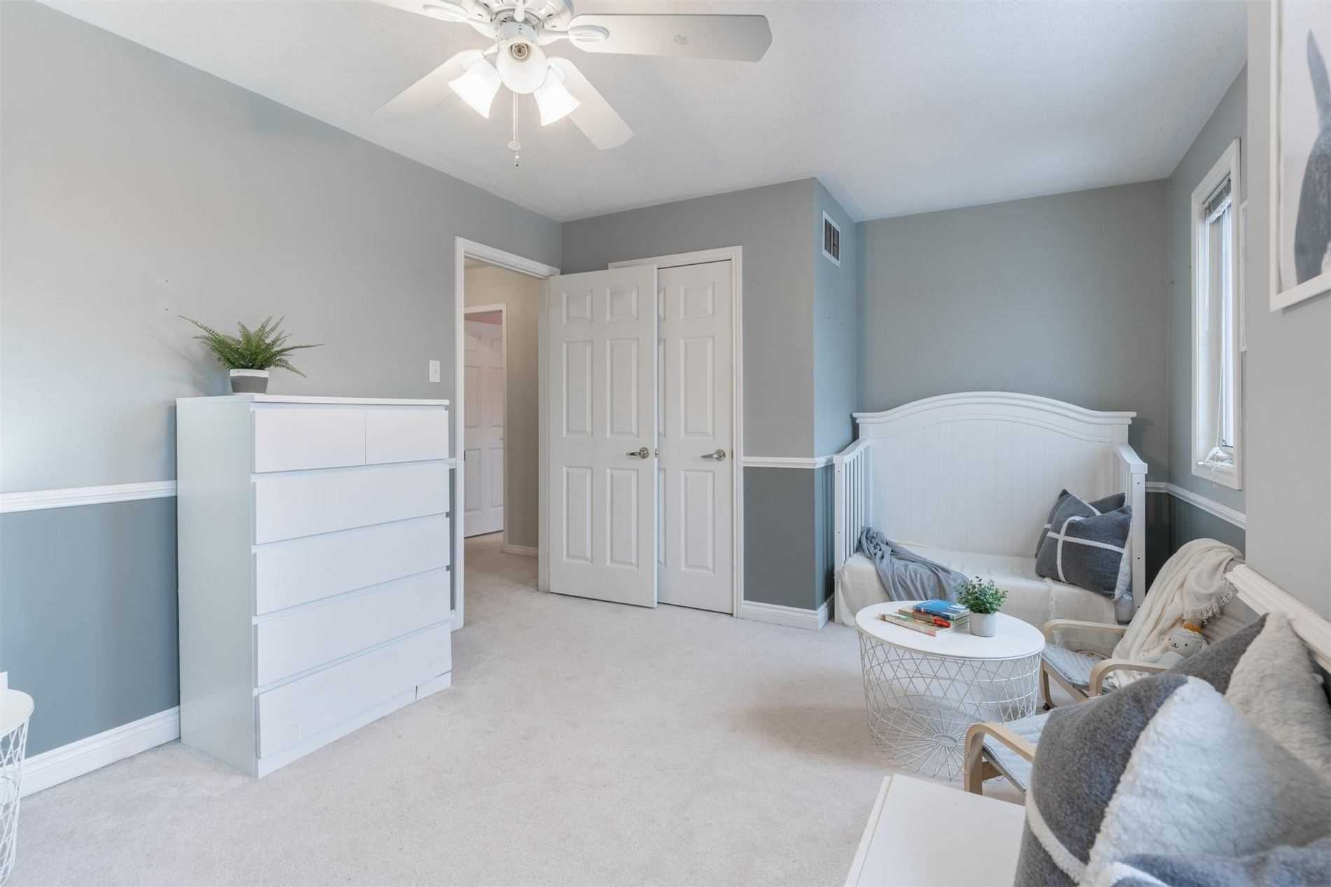 90 Guildwood Dr