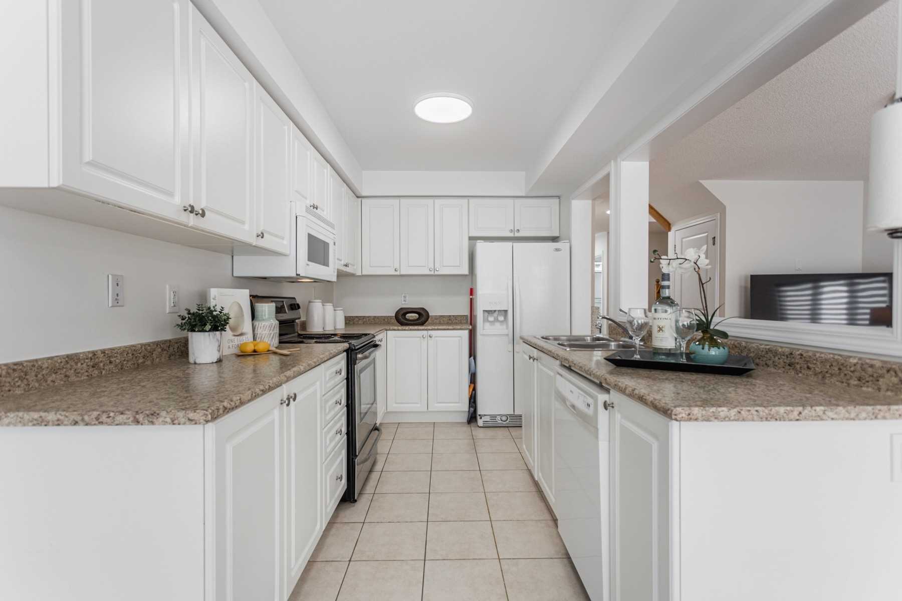 15 Gallimere Crt