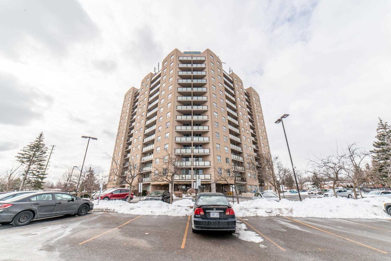 2 Westney Rd N, #1204