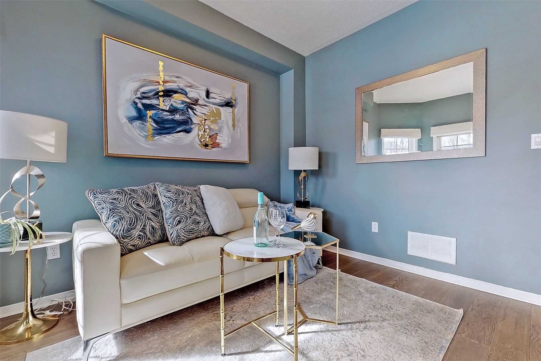 40 Marchwood Cres