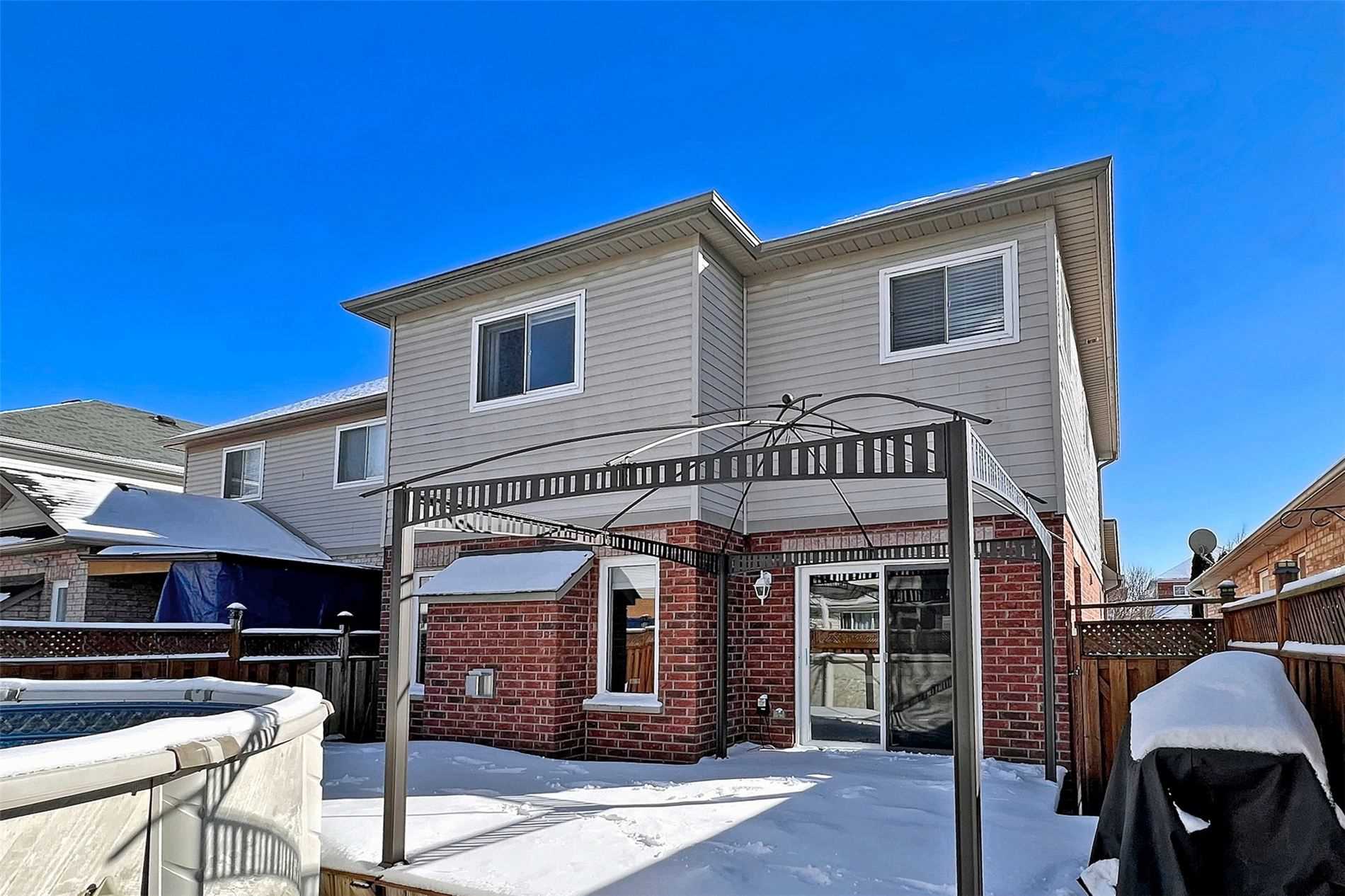 40 Marchwood Cres