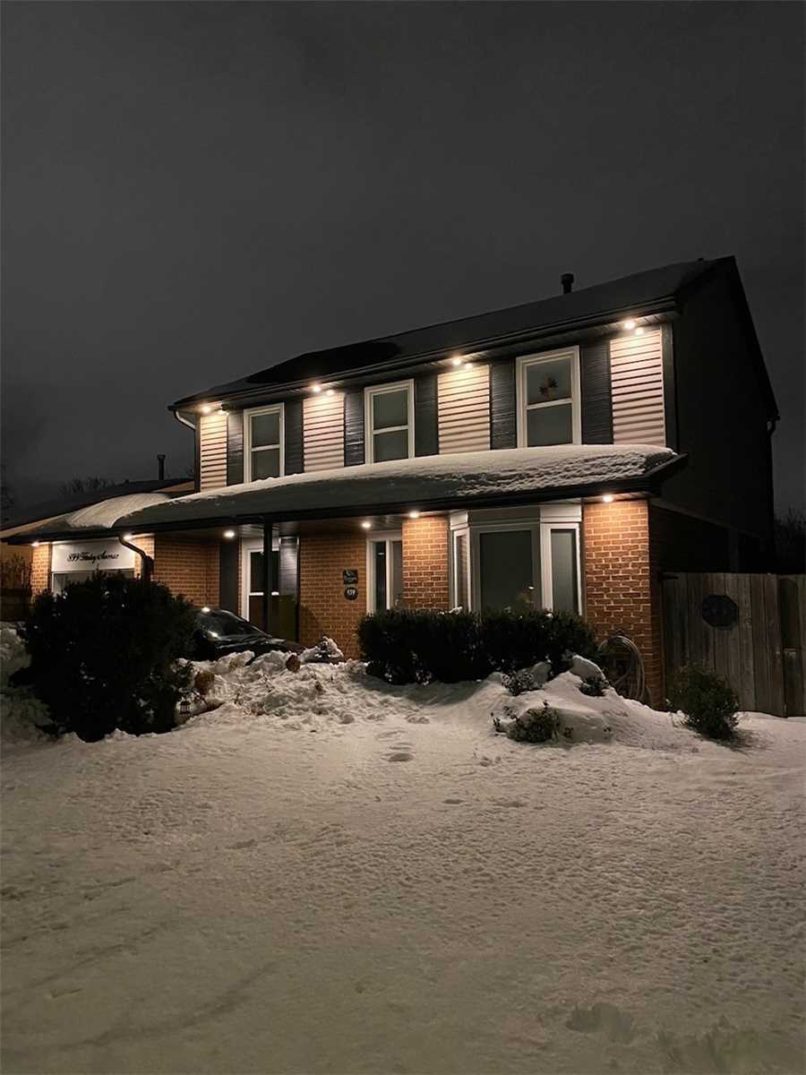 899 Finley Ave