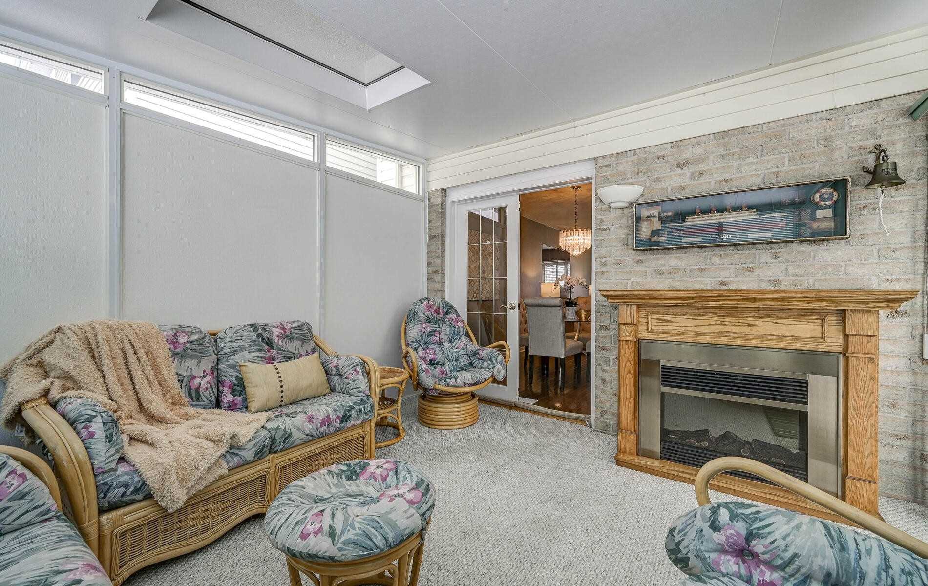 47 Gilmour Dr
