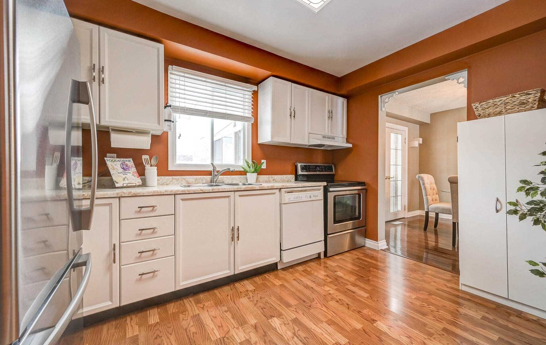47 Gilmour Dr
