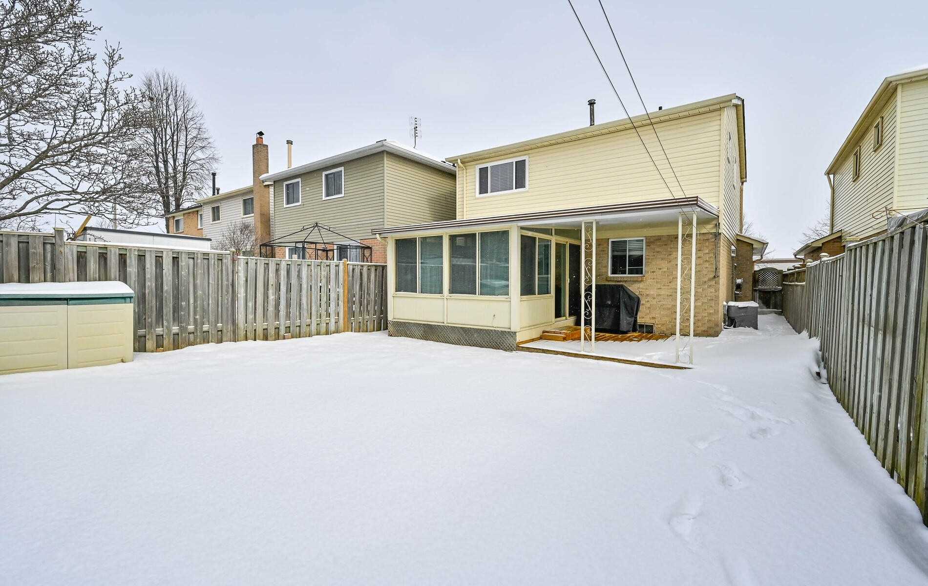 47 Gilmour Dr