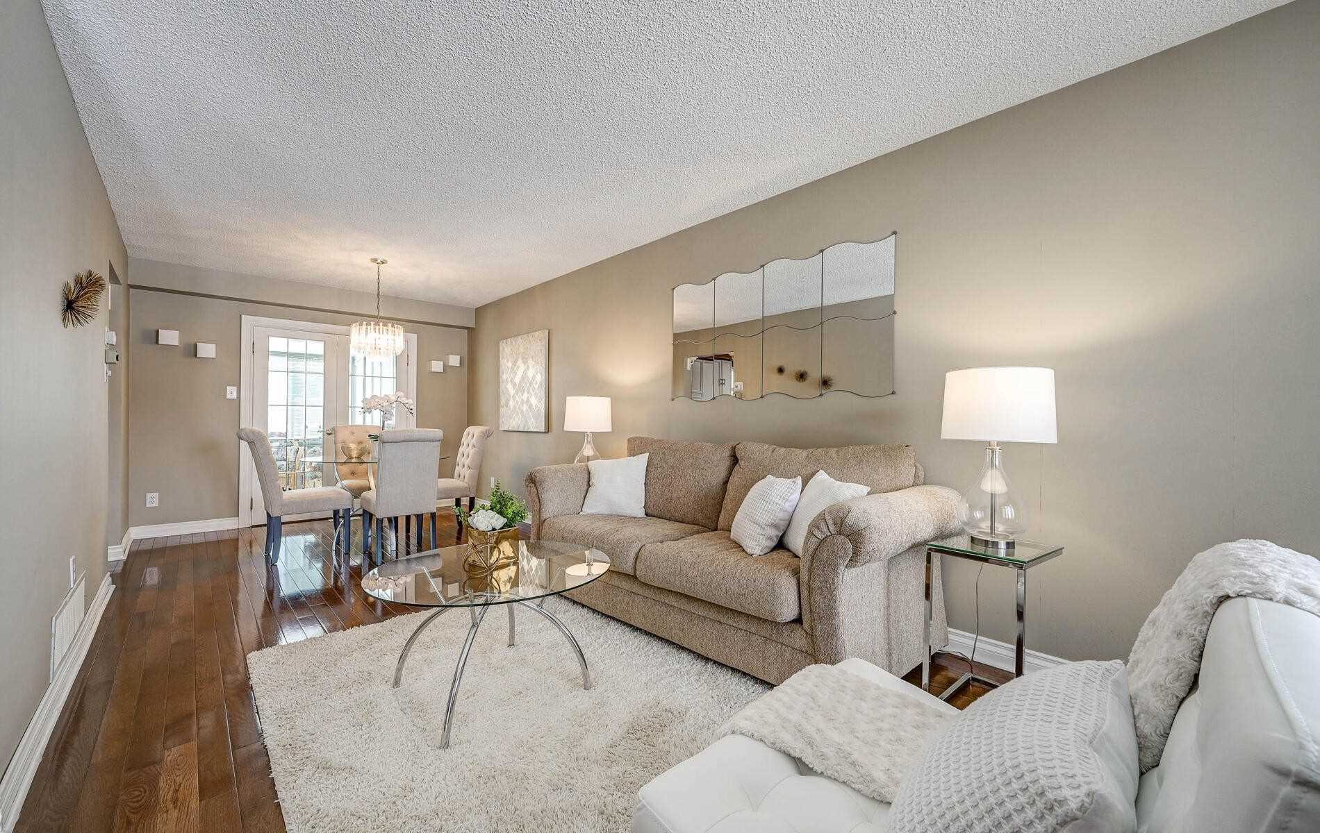 47 Gilmour Dr