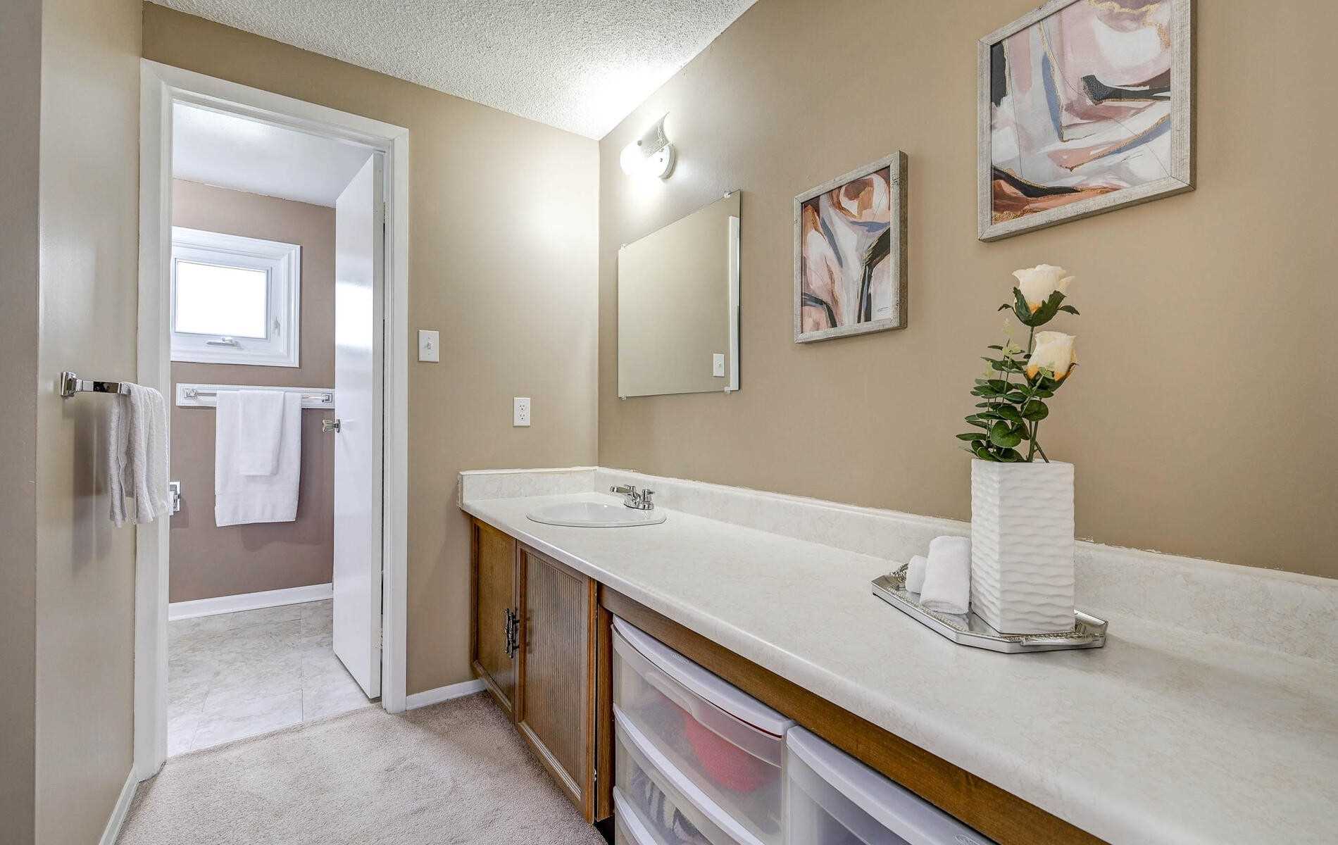 47 Gilmour Dr