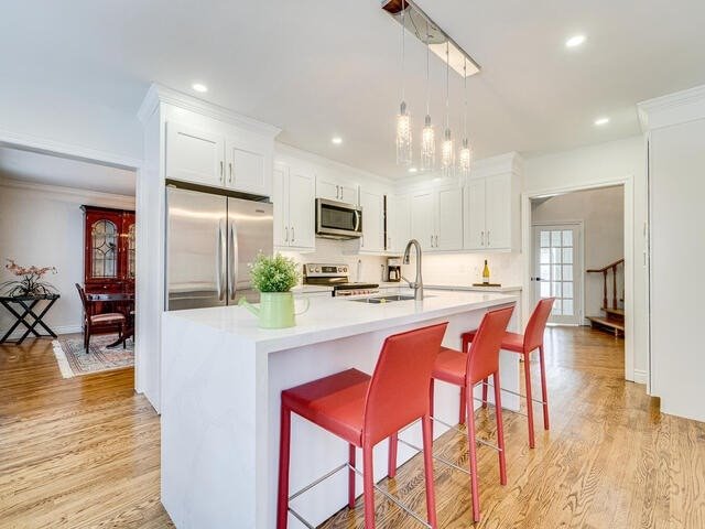 12 Stornoway Crt