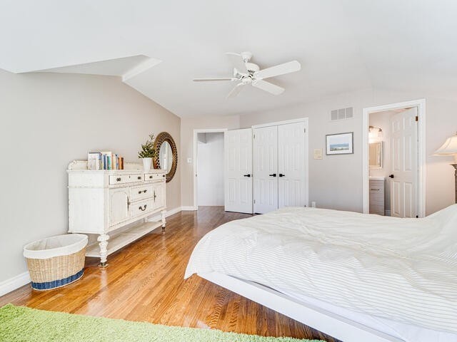 12 Stornoway Crt