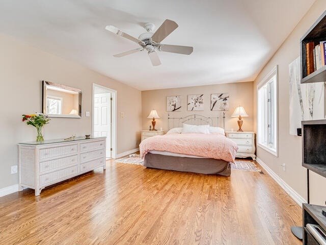 12 Stornoway Crt