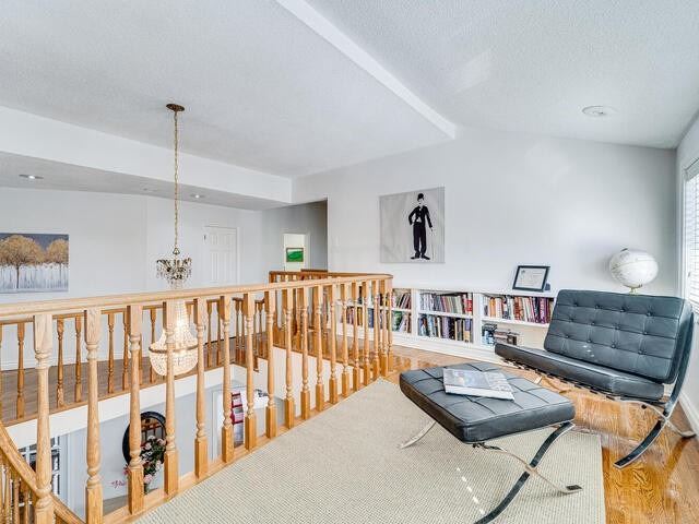 12 Stornoway Crt