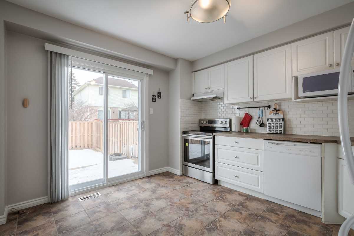 77 Stuart Rd