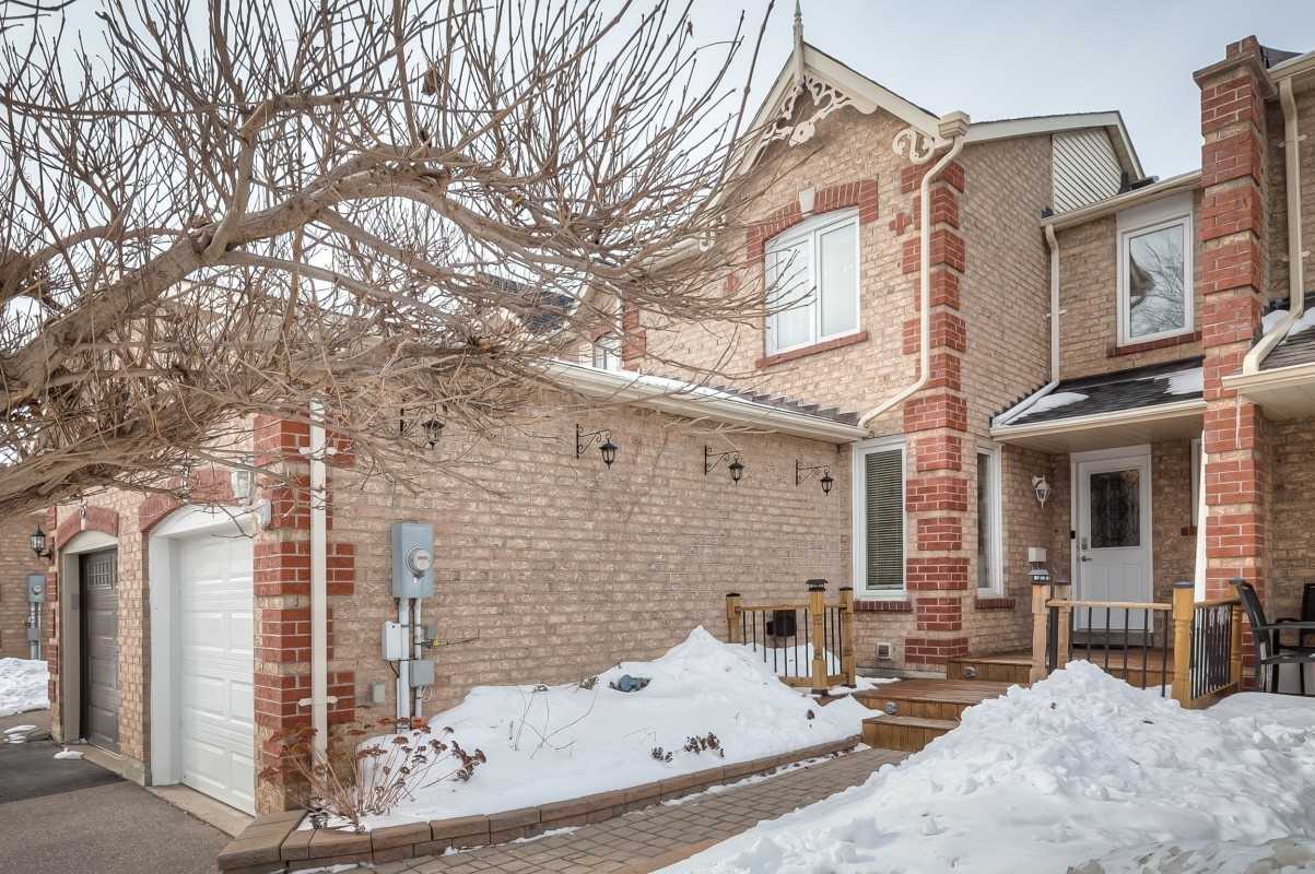77 Stuart Rd