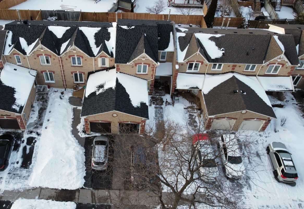 77 Stuart Rd