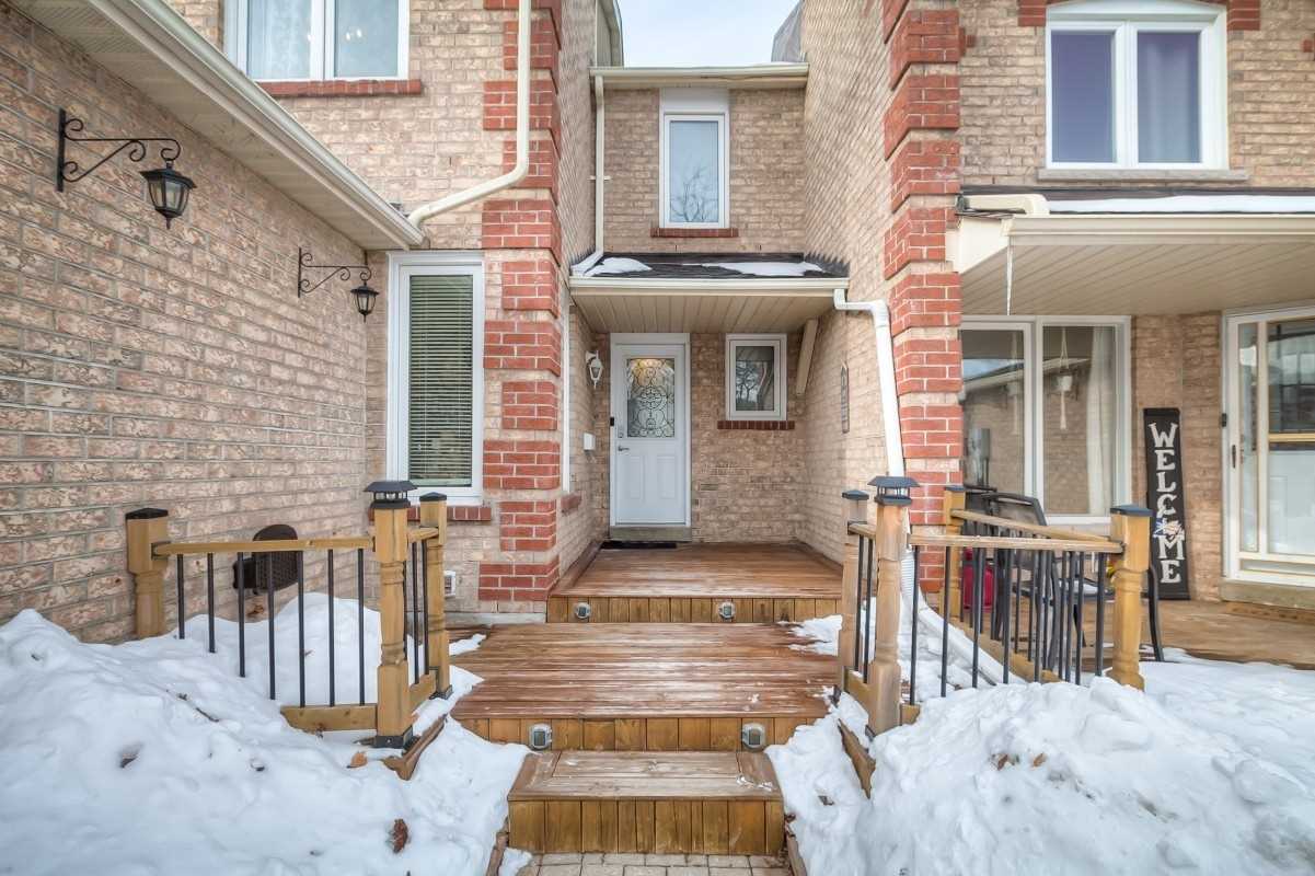 77 Stuart Rd