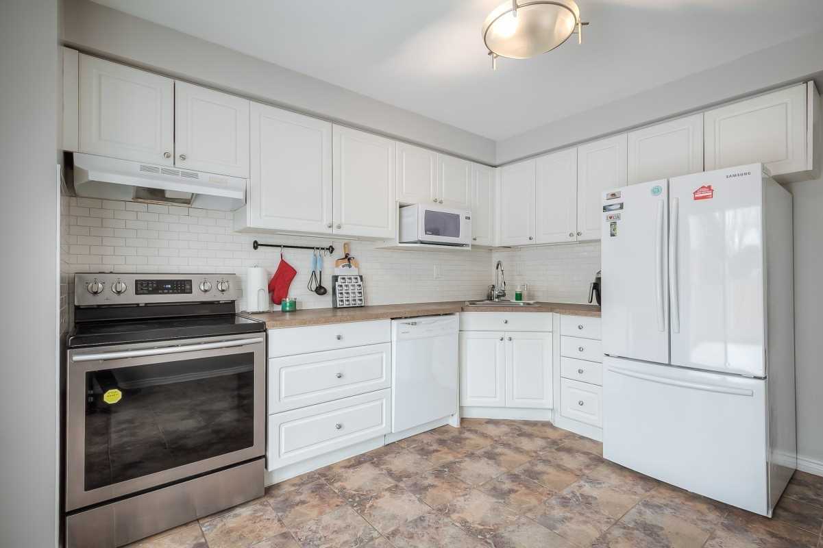 77 Stuart Rd
