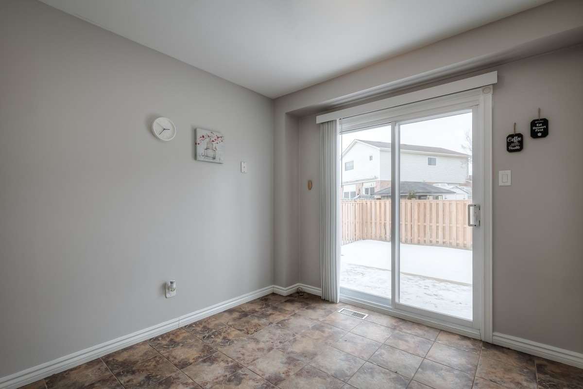 77 Stuart Rd