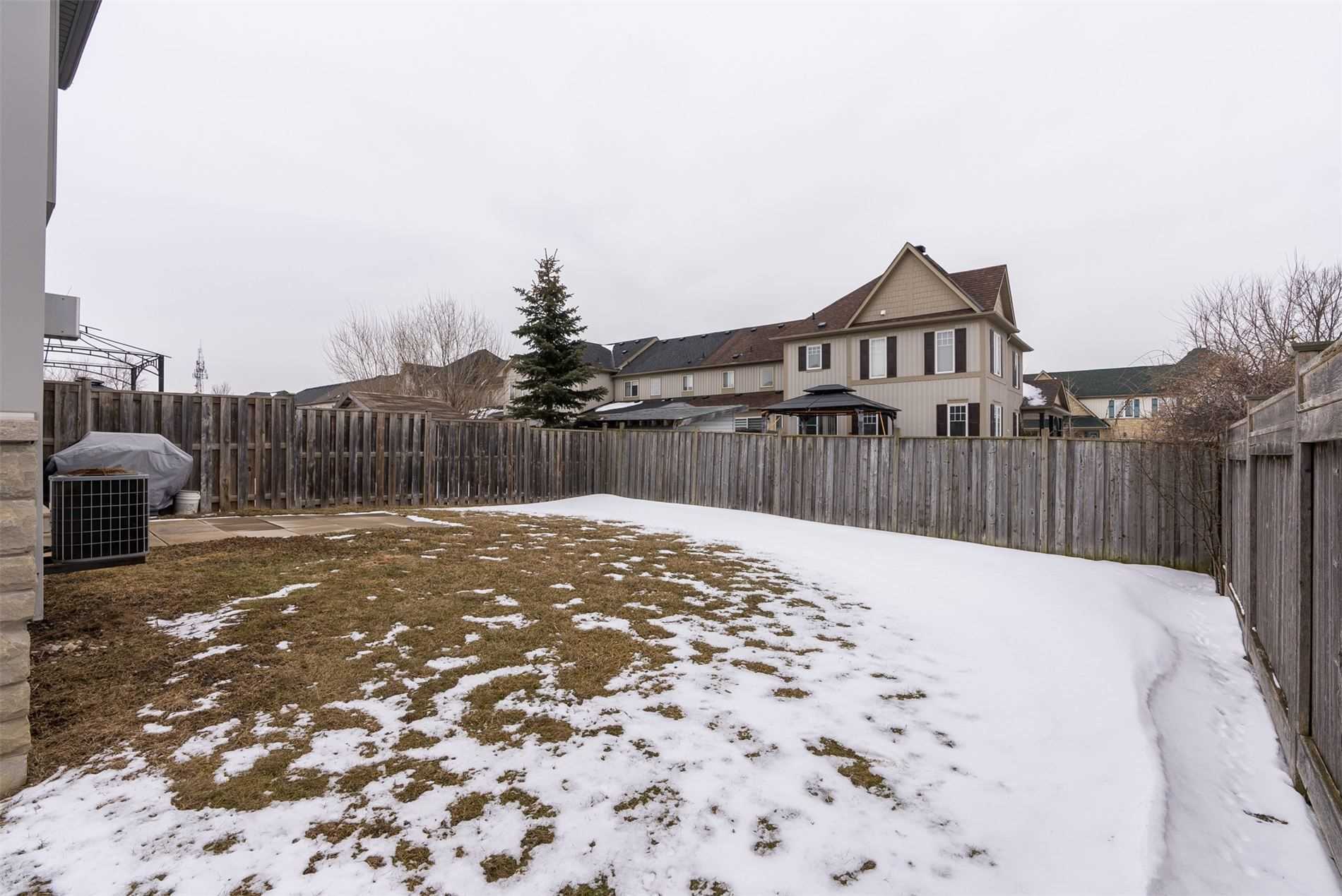 60 Haverhill Cres