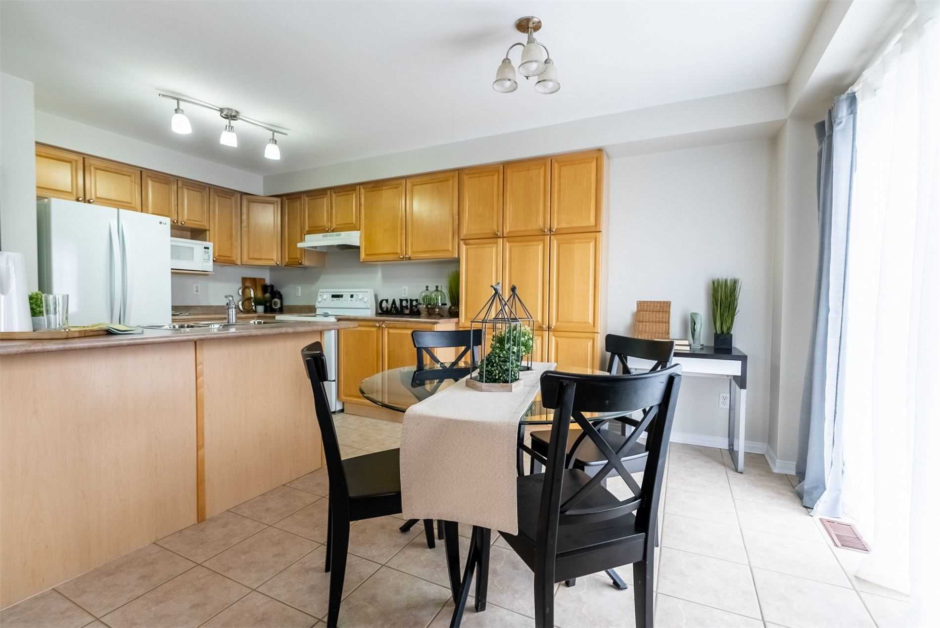 60 Haverhill Cres