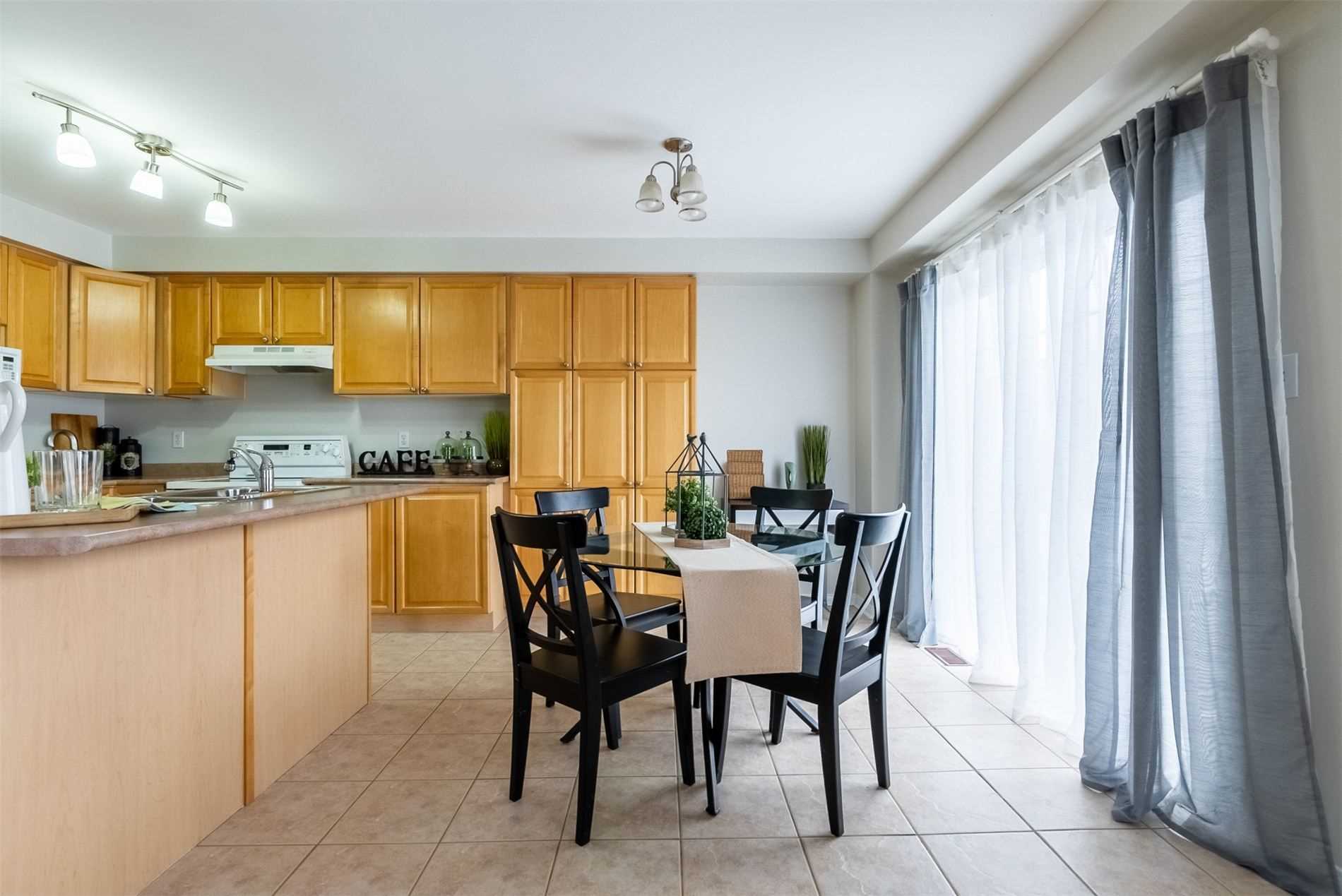 60 Haverhill Cres