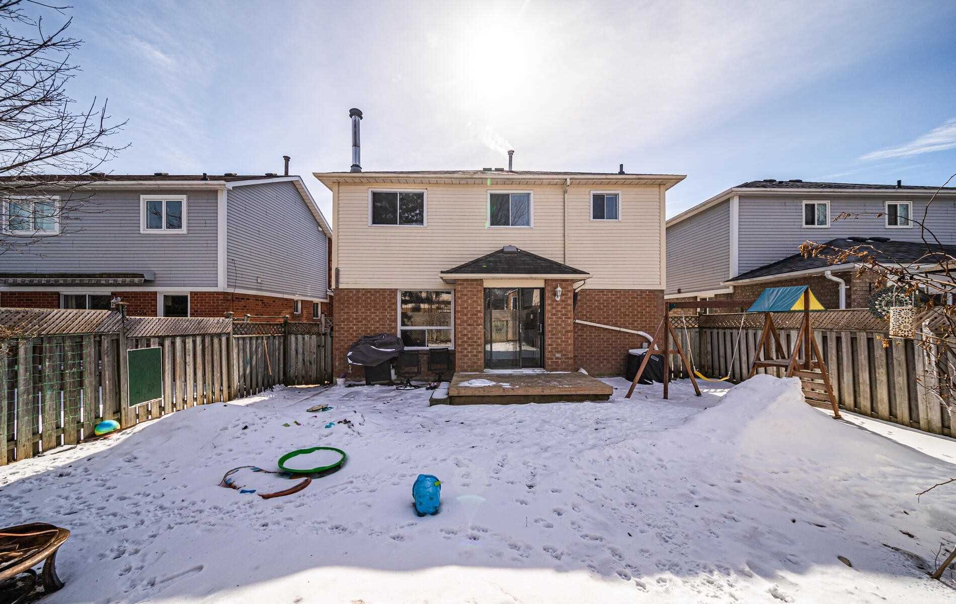 36 Stanford Cres