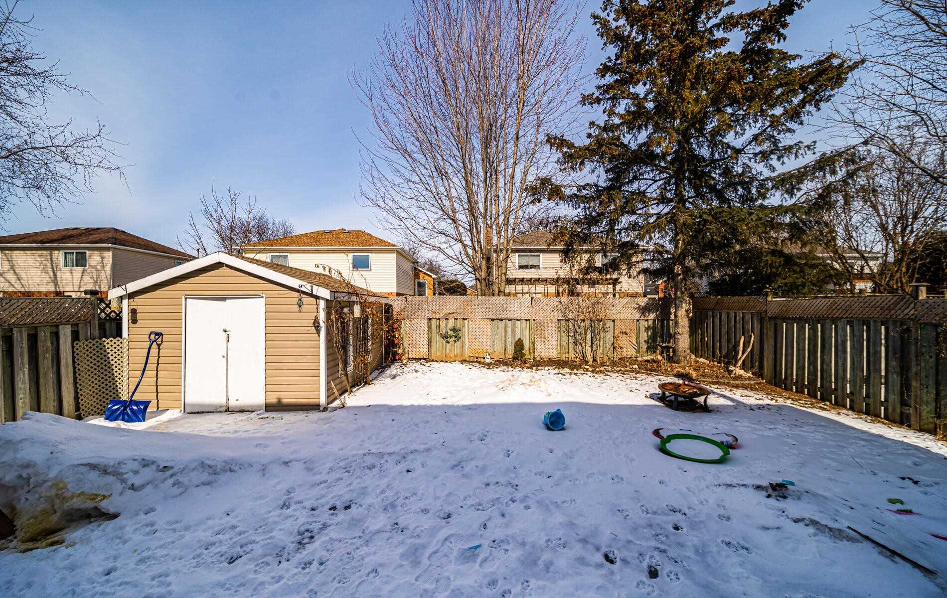 36 Stanford Cres