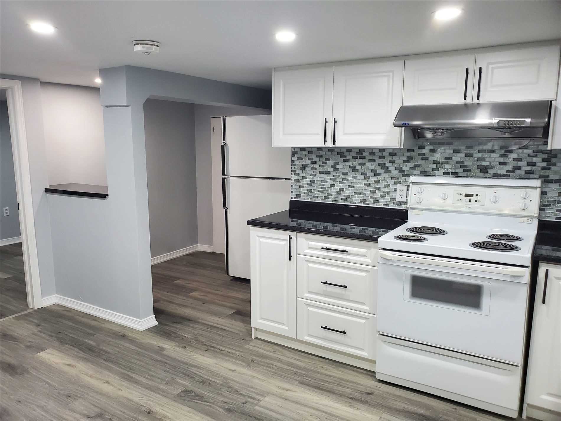 70 Admiral Rd, #Lower