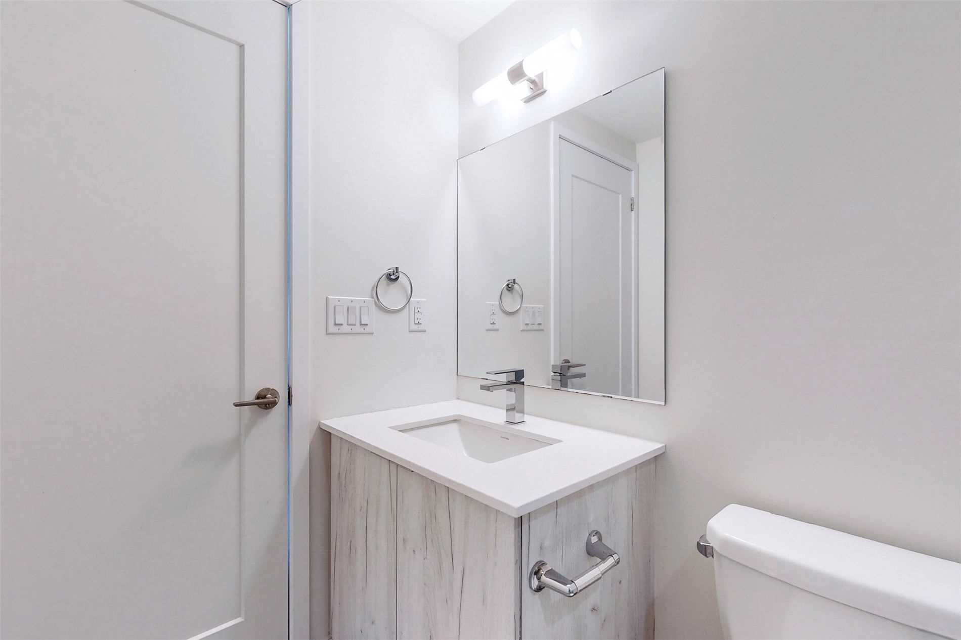 1350 Kingston Rd, #209