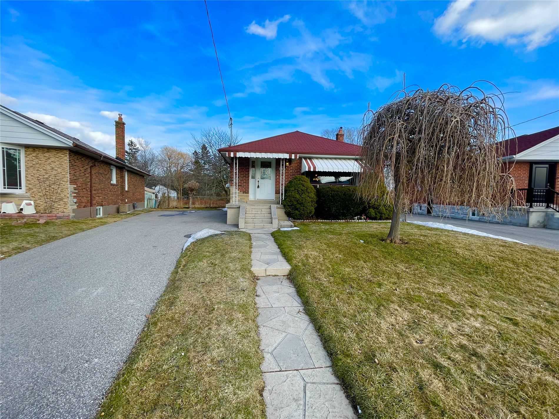61 Lynvalley Cres