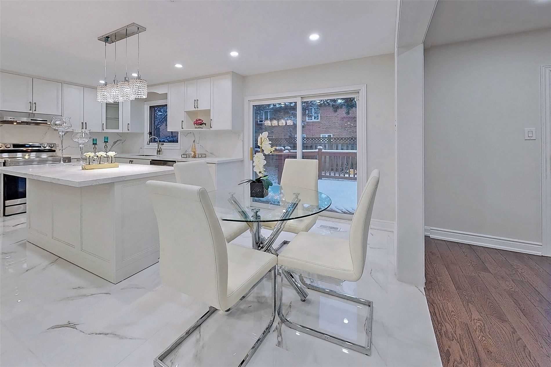 56 Dalmatian Cres