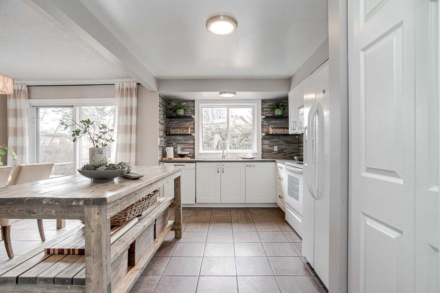 44 Deerpark Cres