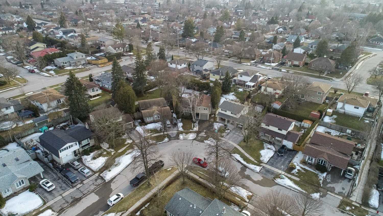 44 Deerpark Cres