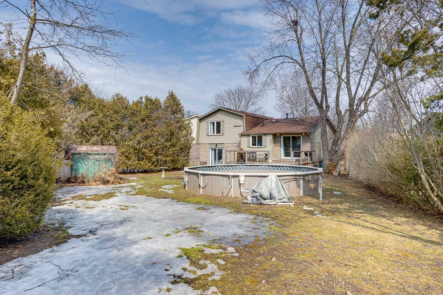 44 Deerpark Cres