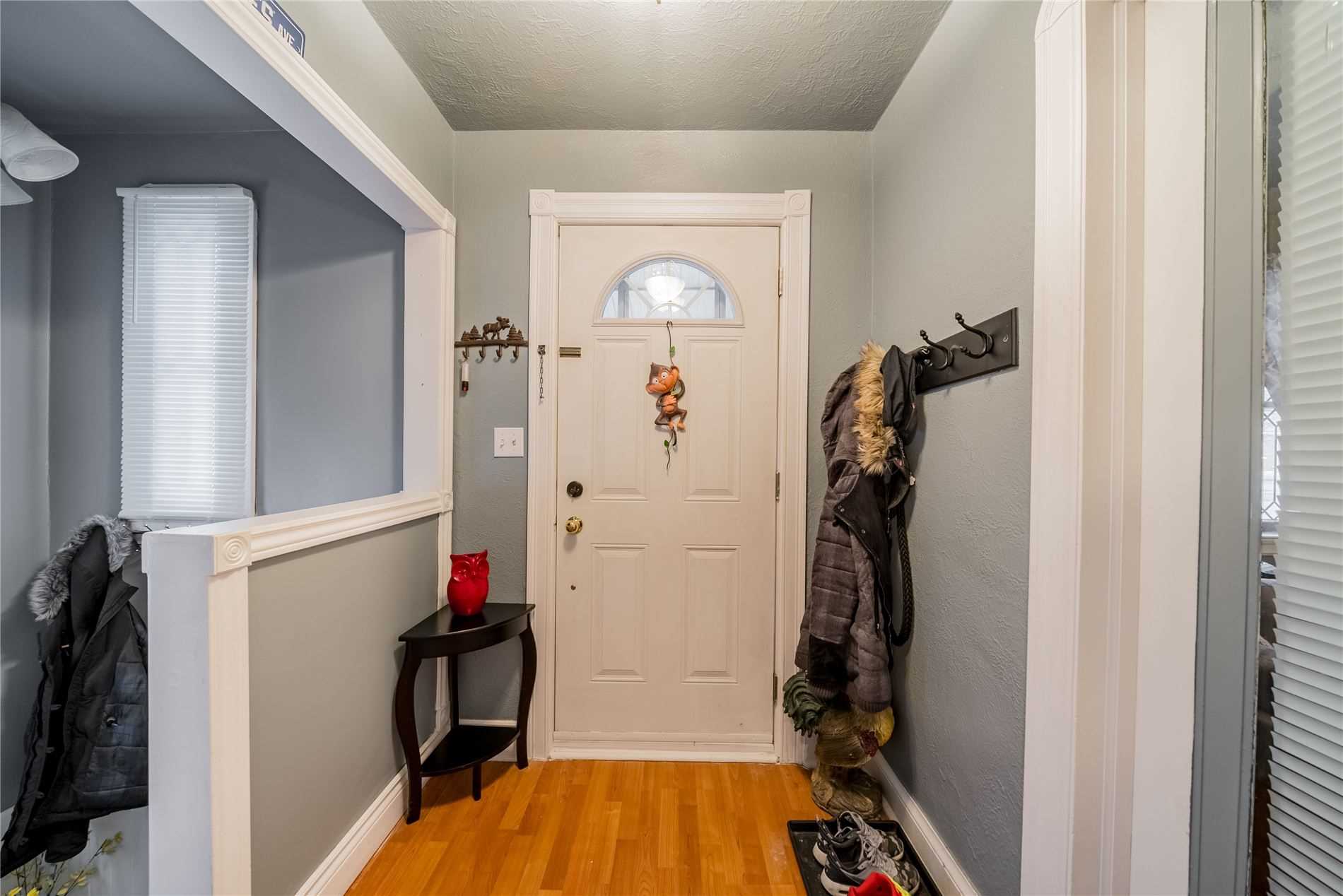 87 Cadillac Ave S
