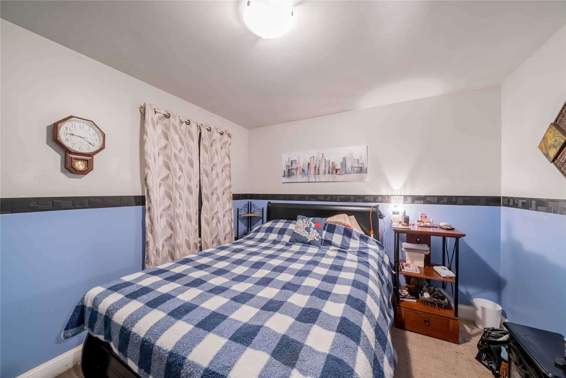 87 Cadillac Ave S