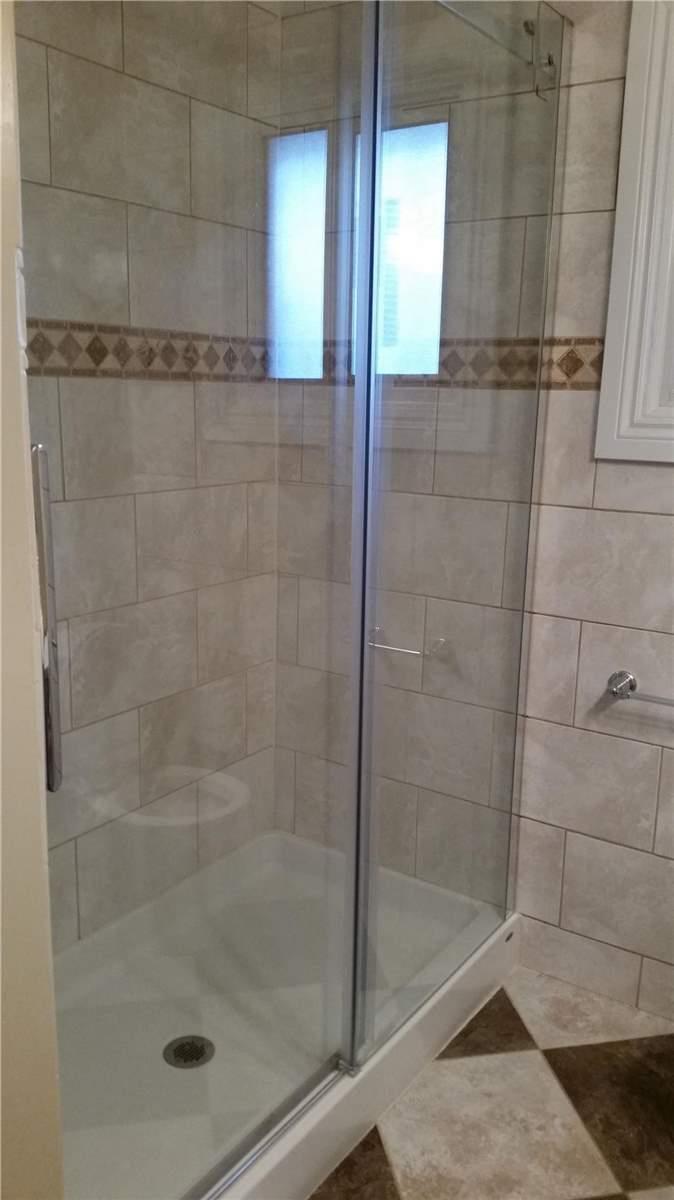 81 Parkway Cres