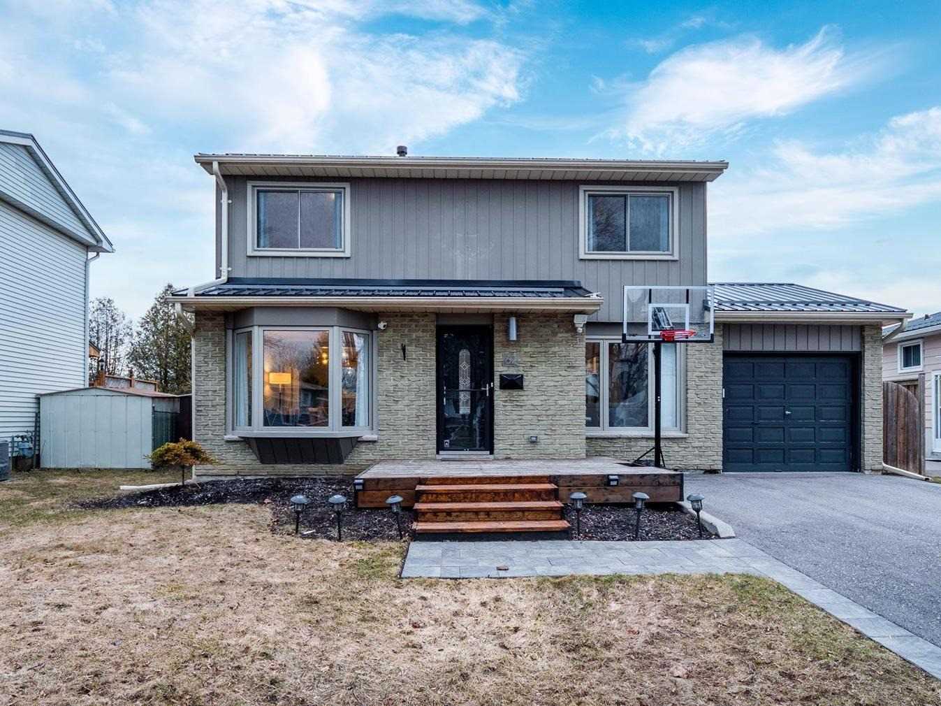 62 Swanston Cres