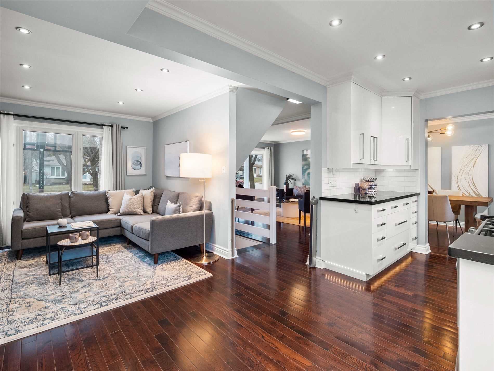 62 Swanston Cres