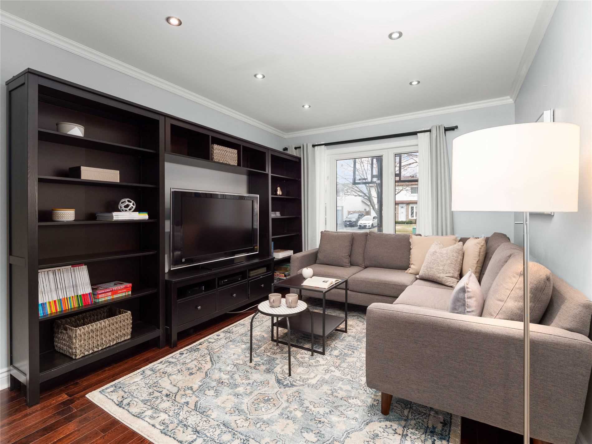 62 Swanston Cres